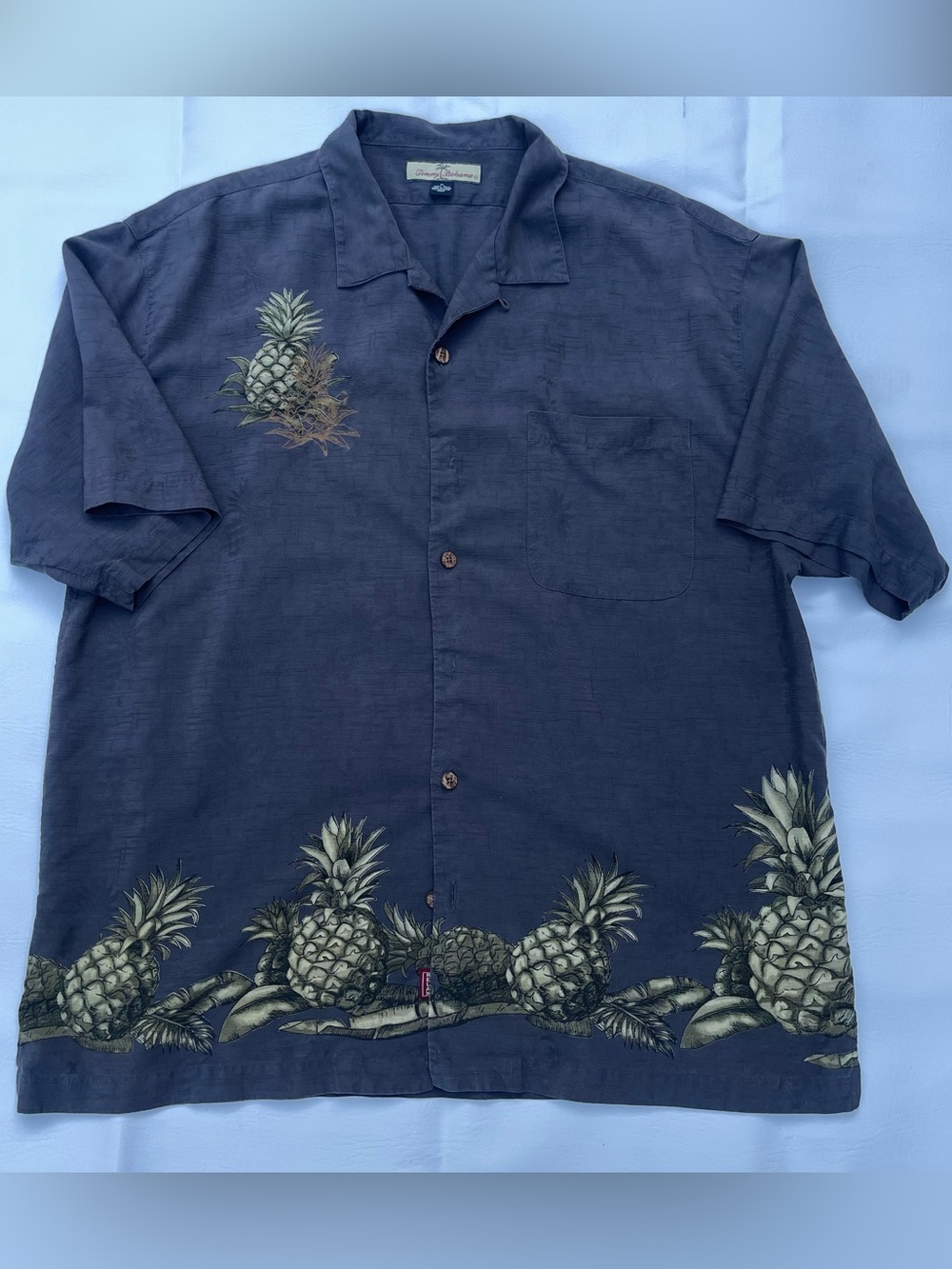 Tommy Bahama Silk Shirt Mens XL Gray Pineapple Tropical Hawaiian Short Sleeve